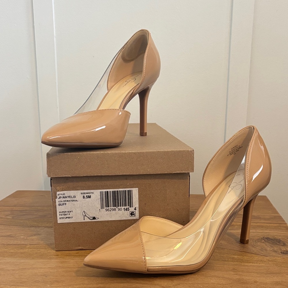 Jessica Simpson
Nayeli Pump